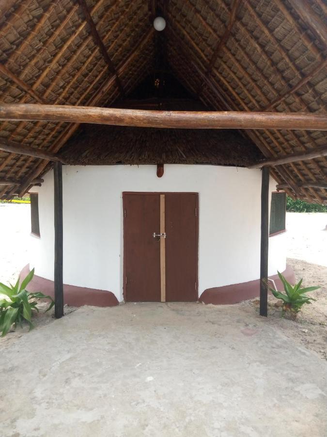 Funky Squids Beach Resort Bagamoyo Exterior photo